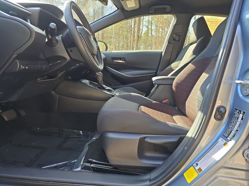 Used 2024 Toyota Corolla SE image 14