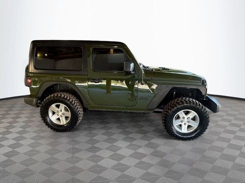 Used 2021 Jeep Wrangler Sport AWD/4WD image 5