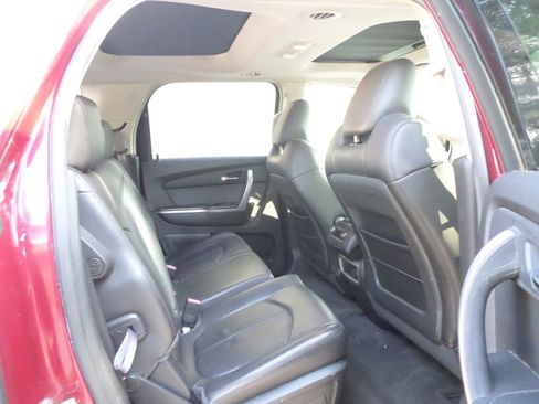 Used 2009 GMC Acadia SLT w/ Technology Package image 14