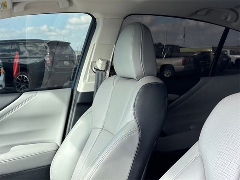 Used 2024 Subaru Legacy Limited image 14