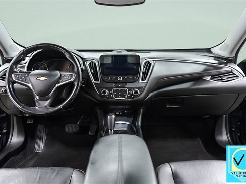 Used 2019 Chevrolet Malibu Premier image 9