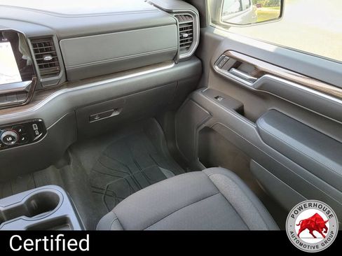 Used 2024 Chevrolet Silverado 1500 LT AWD/4WD image 21