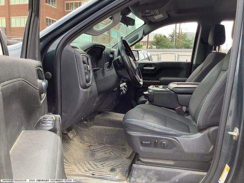 Used 2020 Chevrolet Silverado 1500 LT w/ Texas Edition AWD/4WD image 9