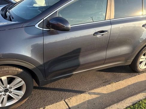 Used 2019 Kia Sportage LX FWD image 2