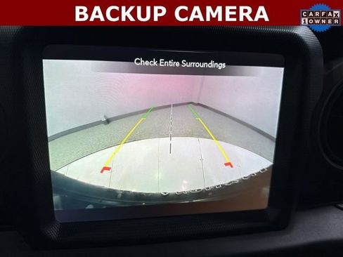 Used 2022 Jeep Wrangler Willys image 4