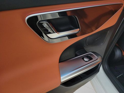 Certified 2025 Mercedes-Benz C 300 C 300 image 11