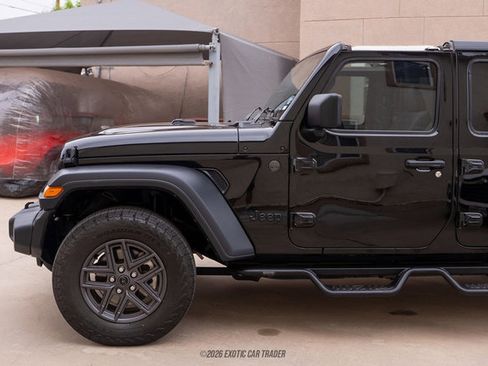 Used 2024 Jeep Wrangler Sport S image 4