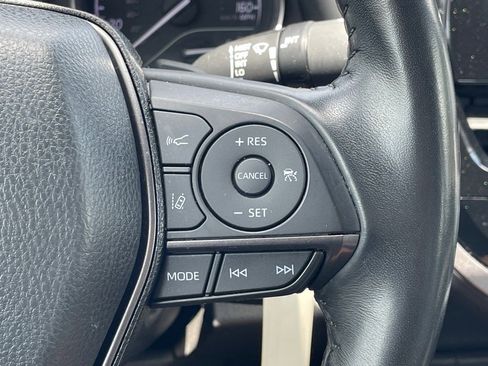 Used 2023 Toyota Camry SE image 16