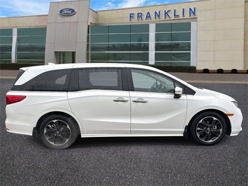 Used 2023 Honda Odyssey Elite image 8