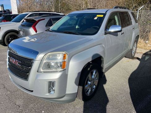 Used 2015 GMC Terrain SLE w/ Chrome Edition image 7