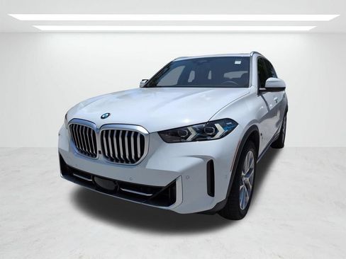 New 2026 BMW X5 xDrive40i w/ Premium Package AWD/4WD image 8