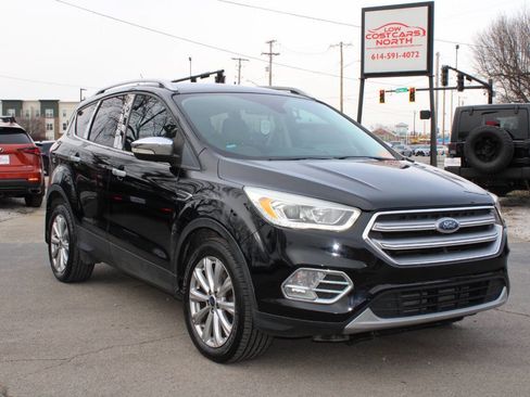 Used 2017 Ford Escape Titanium image 4