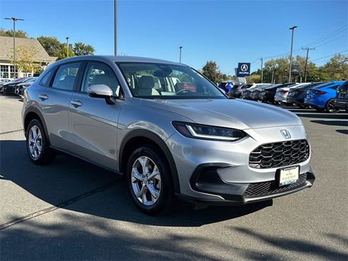 Used 2025 Honda HR-V LX image 5