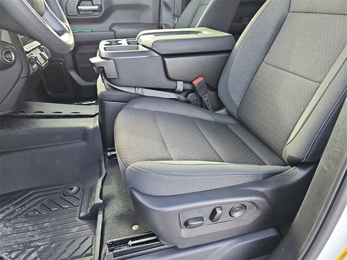 New 2026 Chevrolet Silverado 1500 Custom Trail Boss w/ LPO, Dark Essentials Package image 14