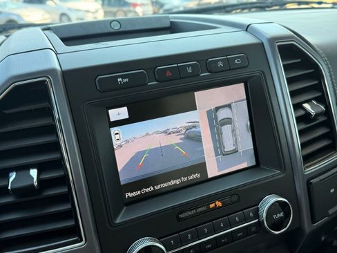 Used 2020 Ford Expedition Platinum image 44