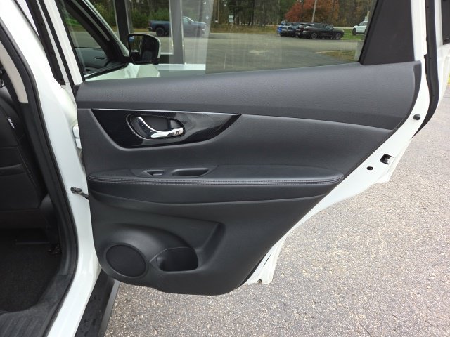 Used 2020 Nissan Rogue SL AWD/4WD image 49