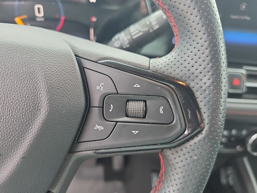 Used 2025 Chevrolet TrailBlazer RS w/ Convenience Package FWD image 36