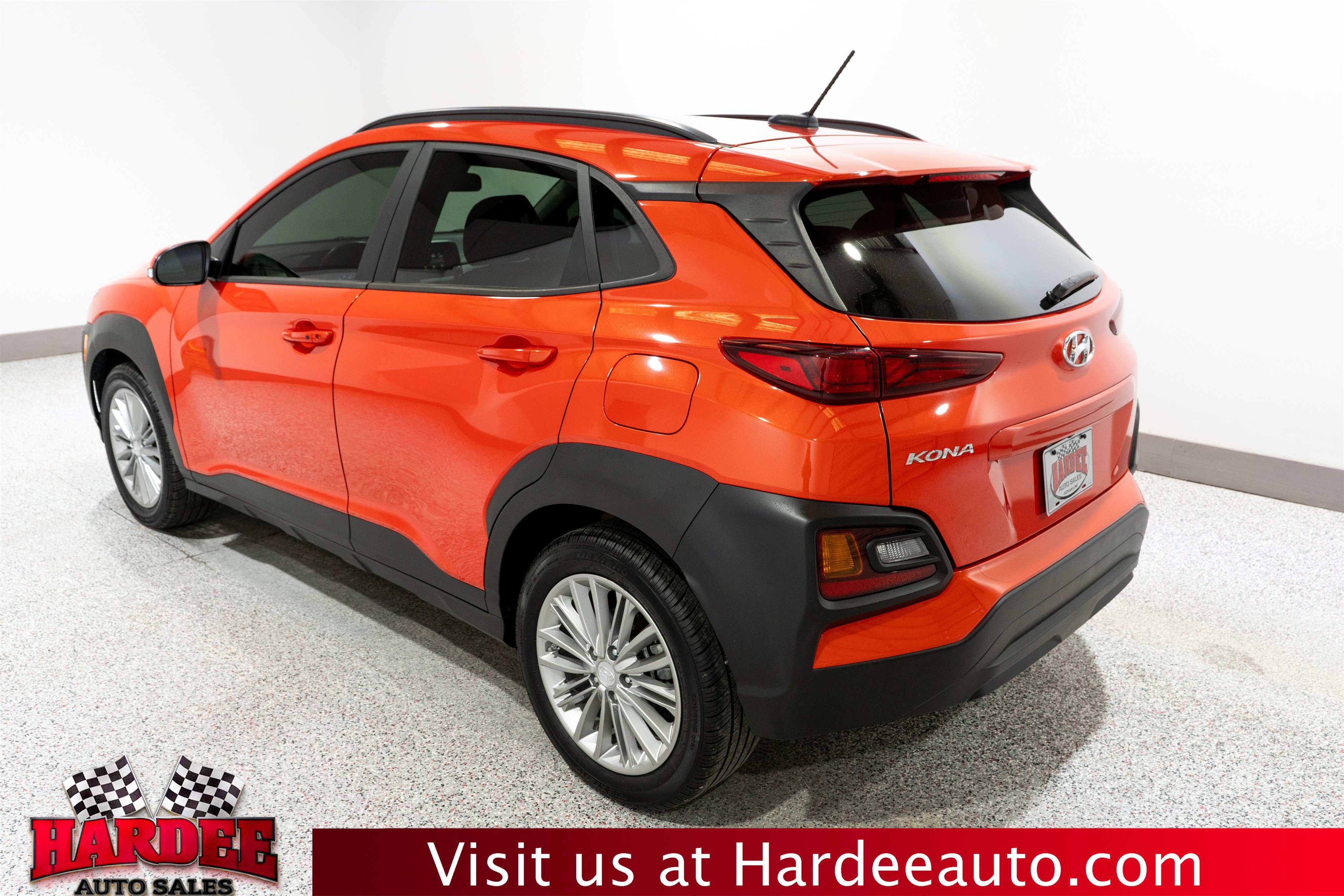 Used 2020 Hyundai Kona SEL w/ Cargo Package FWD image 3