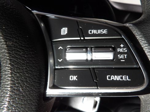 Used 2021 Kia Forte LXS FWD image 15