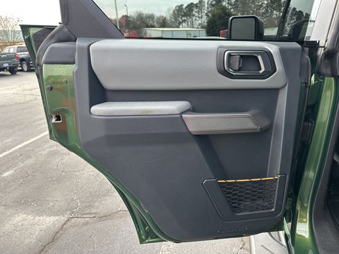 Used 2023 Ford Bronco Badlands image 22