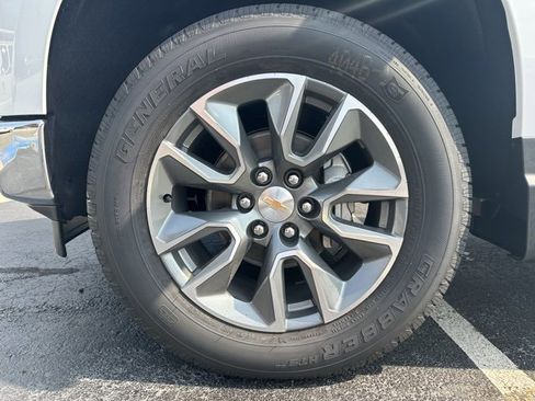 New 2026 Chevrolet Silverado 1500 LT w/ Safety Package image 8