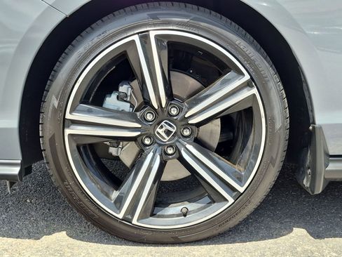 Used 2023 Honda Accord Sport image 12