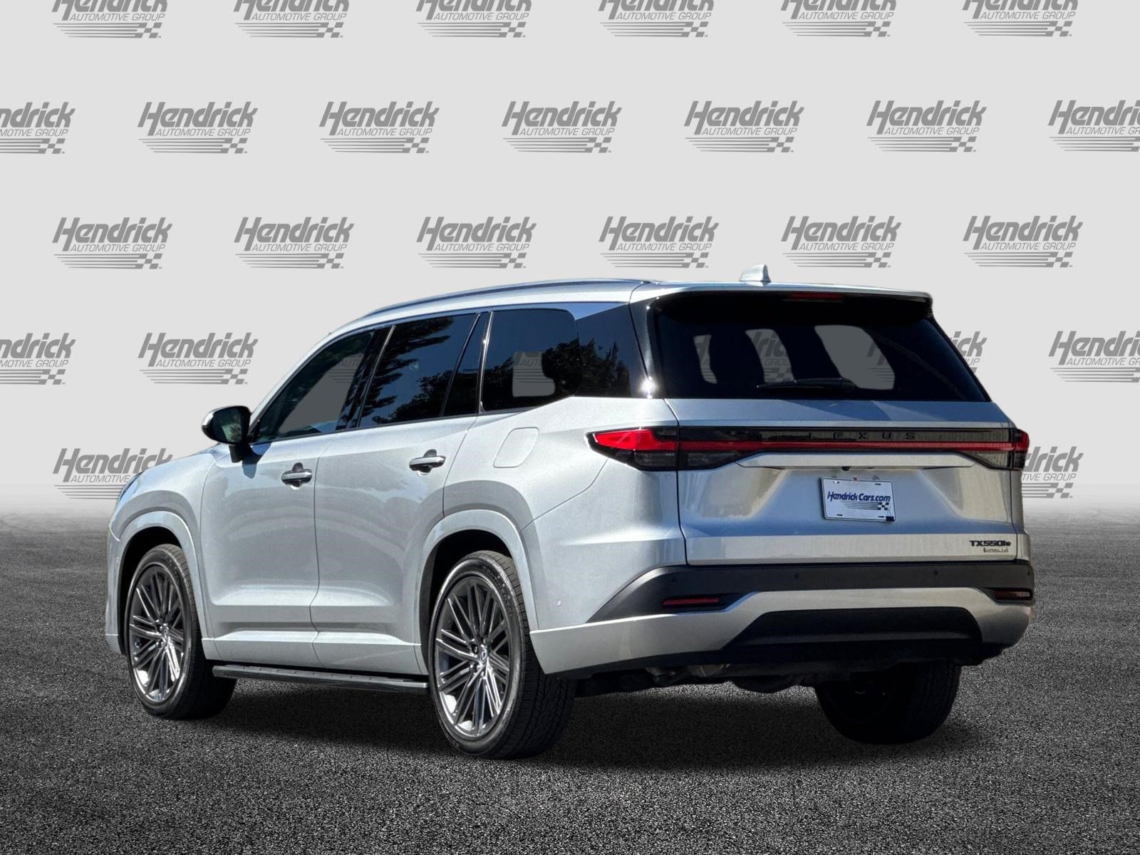 Certified 2025 Lexus TX 550h AWD Plug-In Hybrid w/ Technology Package image 7
