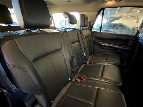 Certified 2024 Ford Expedition Max XLT image 18