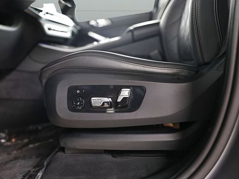 Used 2024 BMW X5 sDrive40i RWD image 34