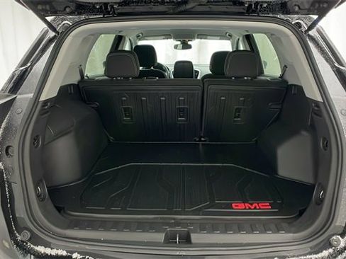 Used 2023 GMC Terrain SLE w/ Driver Convenience Package image 33