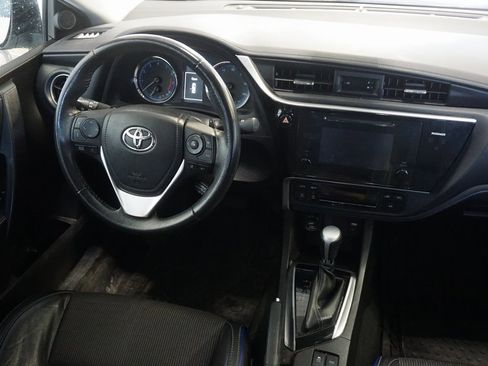 Used 2017 Toyota Corolla SE image 22