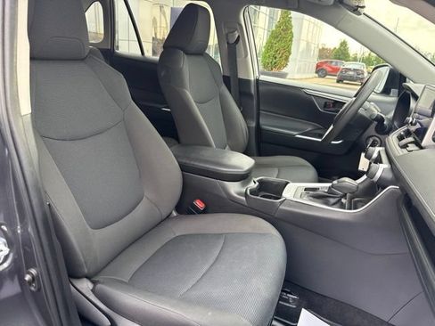 Certified 2023 Toyota RAV4 LE AWD/4WD image 24