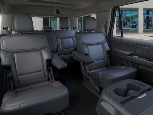 New 2026 Ford Expedition Active RWD image 11