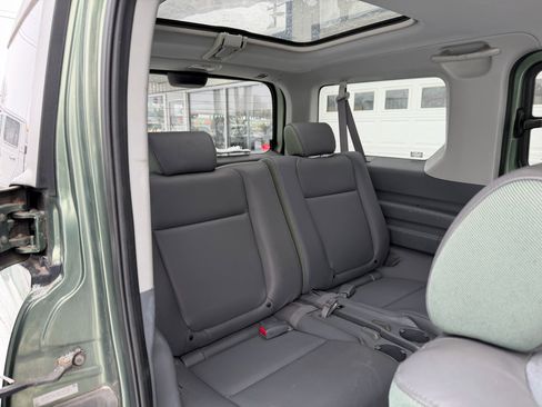 Used 2005 Honda Element LX image 17