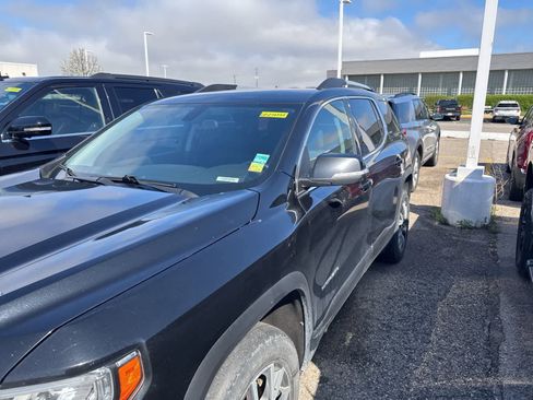 Used 2020 GMC Acadia SLE w/ Driver Convenience Package image 25