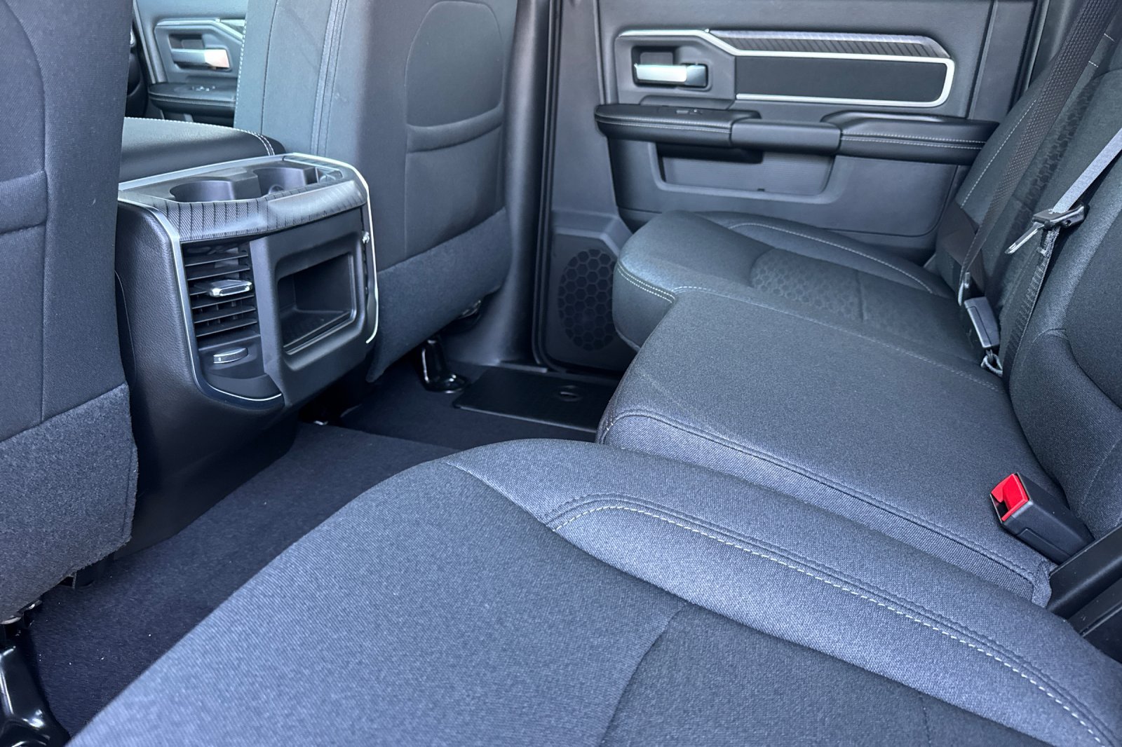 New 2027 RAM 2500 Big Horn AWD/4WD image 11