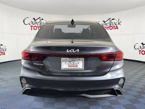 Used 2024 Kia Forte LXS w/ LXS Technology Package FWD image 6