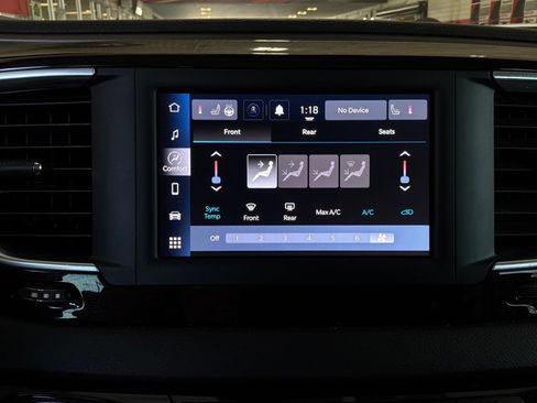 Used 2024 Chrysler Voyager LX FWD image 28