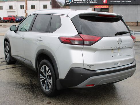 Certified 2023 Nissan Rogue SV w/ SV Premium Package image 5