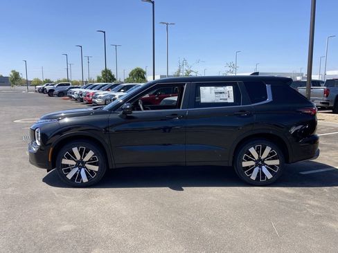 New 2026 Mitsubishi Outlander SE FWD image 4