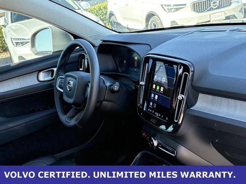 Certified 2025 Volvo XC40 B5 Plus image 34