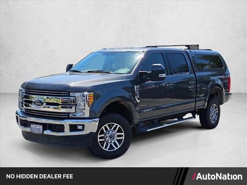 Used 2017 Ford F250 Lariat w/ Lariat Value Package AWD/4WD image 1