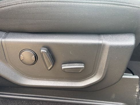 Used 2019 Ford F150 XLT w/ Equipment Group 302A Luxury image 28