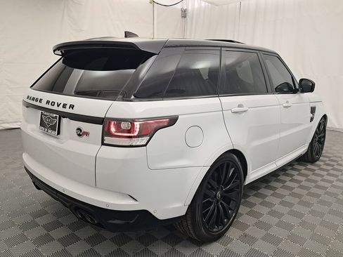 Used 2017 Land Rover Range Rover Sport SVR image 4
