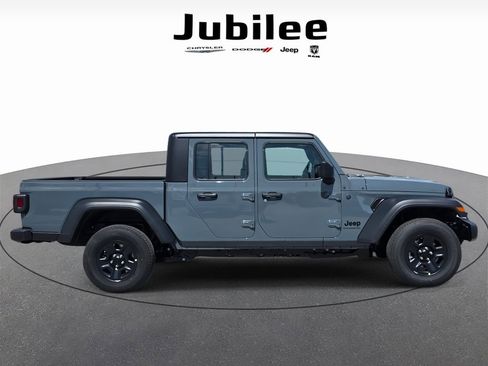 New 2026 Jeep Gladiator Sport AWD/4WD image 34