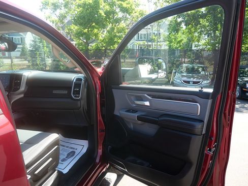 Used 2019 RAM 1500 Big Horn AWD/4WD image 22