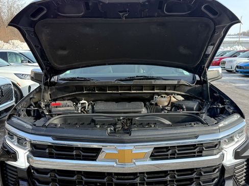 Used 2023 Chevrolet Silverado 1500 LT image 14