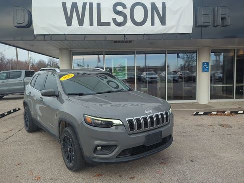 Used 2020 Jeep Cherokee Latitude Plus image 1