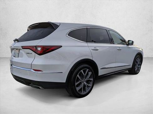 Certified 2023 Acura MDX FWD w/ Technology Package image 5