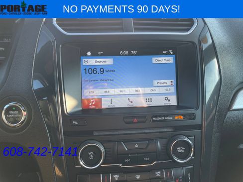 Used 2017 Ford Explorer XLT w/ Equipment Group 202A AWD/4WD image 18